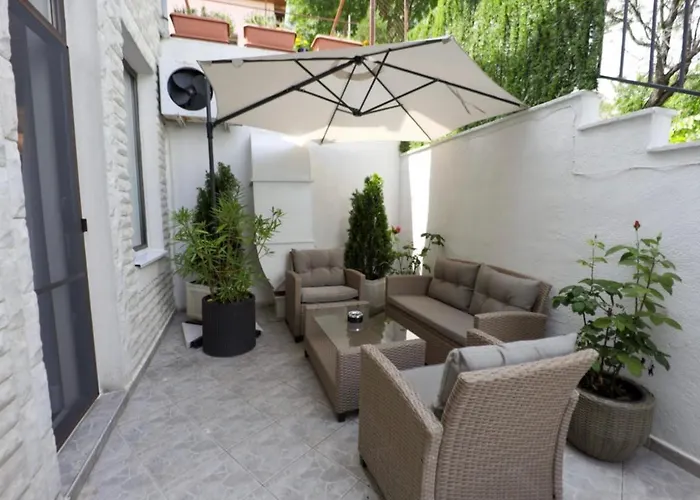 Family Stiva 3* Aranyhomok